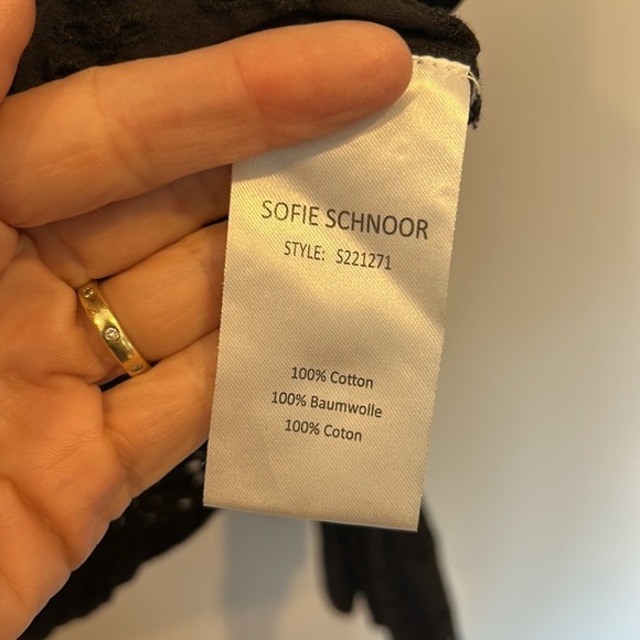 Sofie Schnoor Eyelet Lace Women's Top Black - Picture 9 of 12